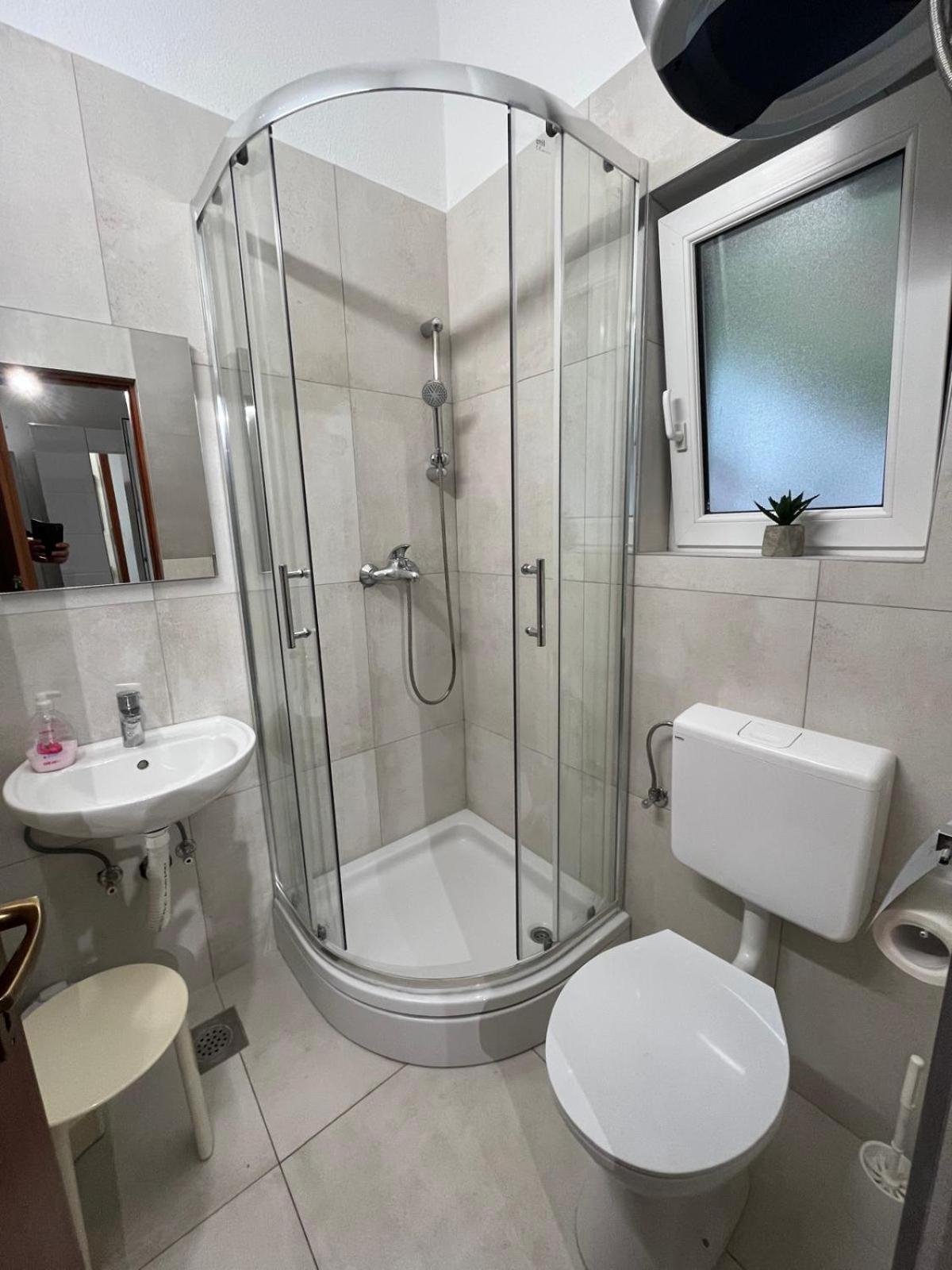 סקארדין Hostel Scardona מראה חיצוני תמונה
