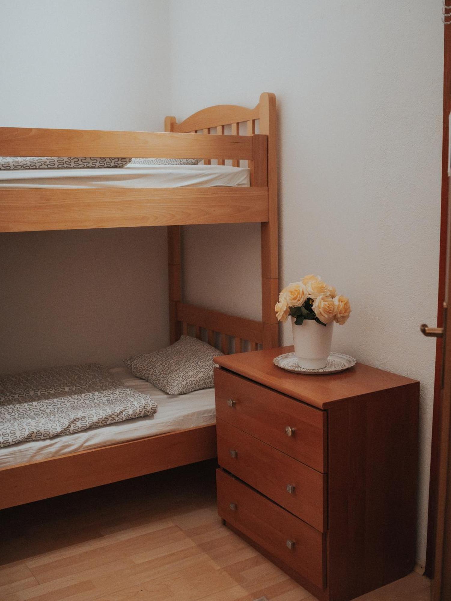 סקארדין Hostel Scardona מראה חיצוני תמונה